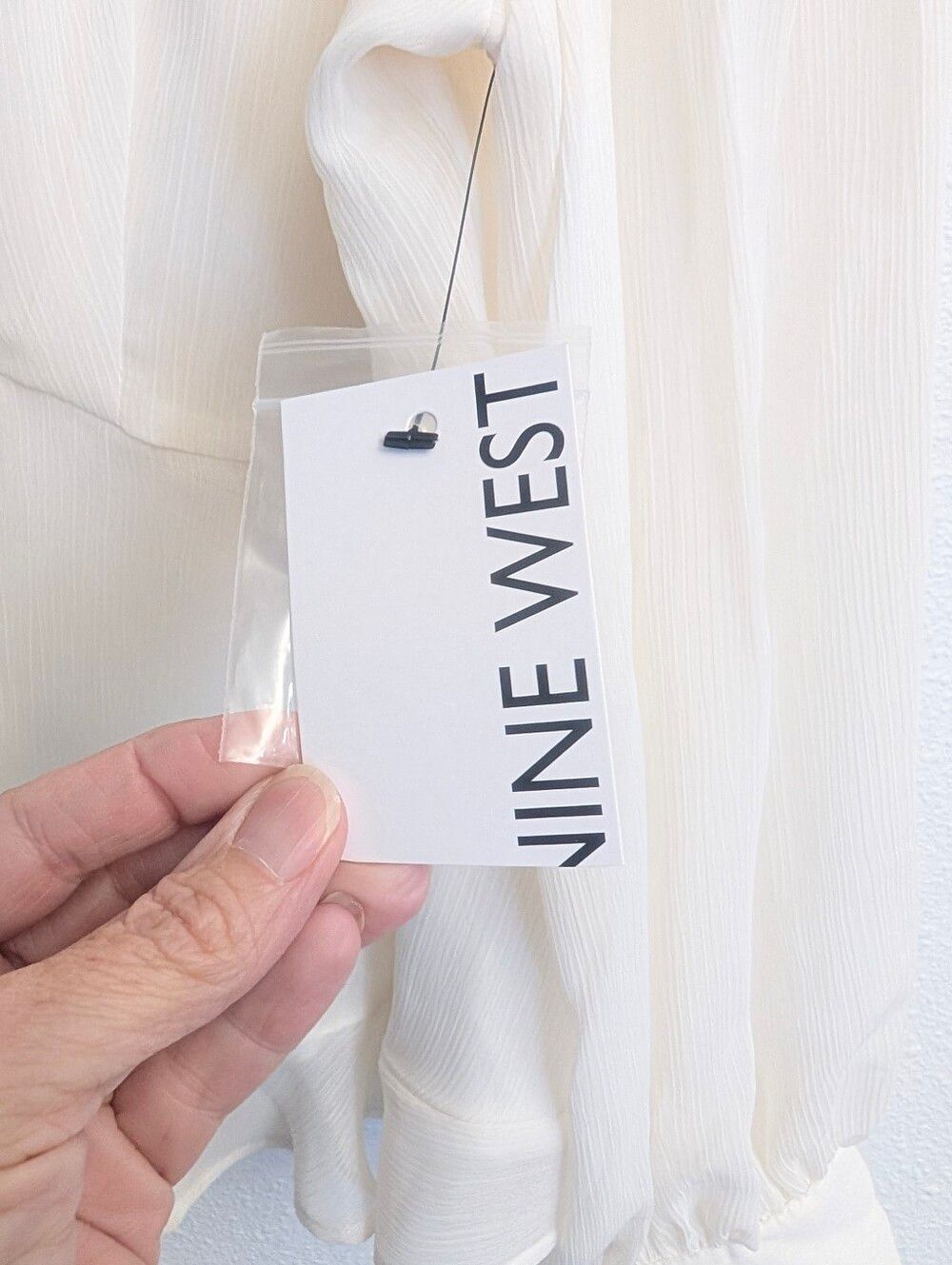 Nine West Long Sleeve V-Neck Button Front Chiffon Blouse Ivory Size XL NEW - Picture 7 of 8